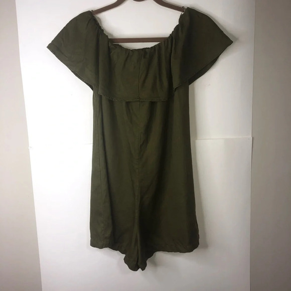 5/$25 
Zara Women Romper Khaki Army Green XS  Ruffle On/Off Shoulder Lyocell - Picture 7 of 7
